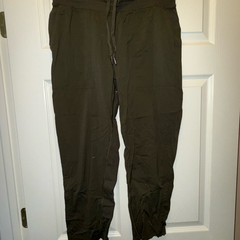 Lululemon Women Dark Green Cargo Pants